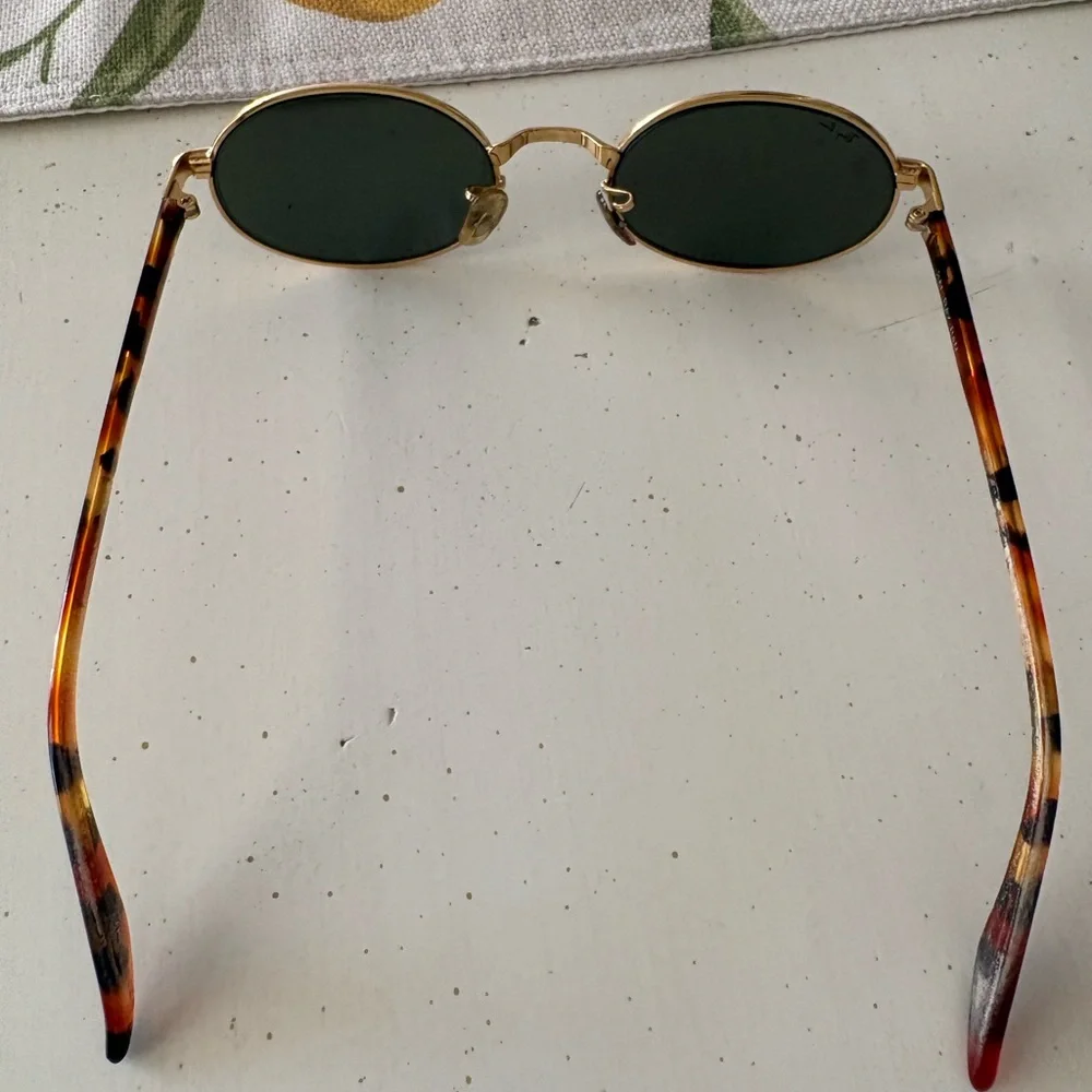Vintage 90s Ray-Ban Sidestreet Crosswalk, sunglasses W2188  YWAS oval sunglasses